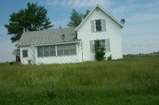 3054 E 2450 N. Rd., Donovan, IL 60931