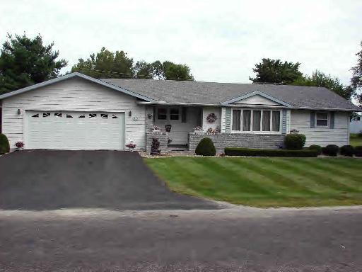 317 E Beech, Piper City, IL 60959