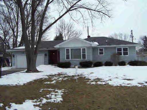 3057 Waldron Rd., Kankakee, IL 60901