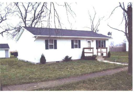 102 E Main St., Kempton, IL 60946