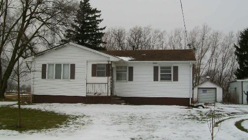 573 N 1800 E Rd., Goodwine, IL 60939