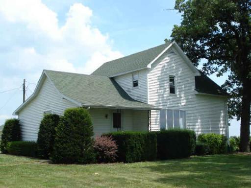2430 N 2700 East Rd., Donovan, IL 60931