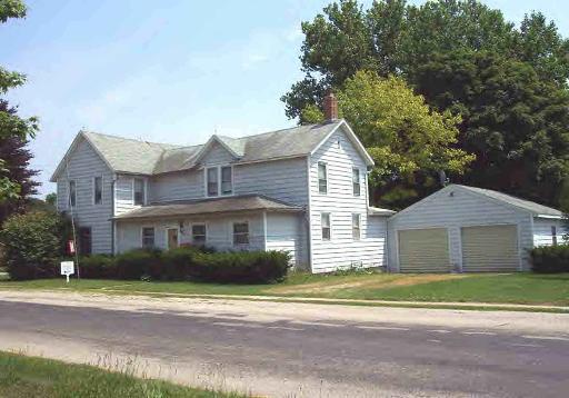 417 E 2nd, Donovan, IL 60931