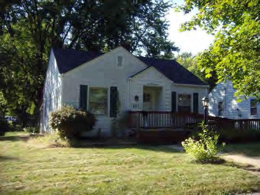 457 S Alma, Kankakee, IL 60901