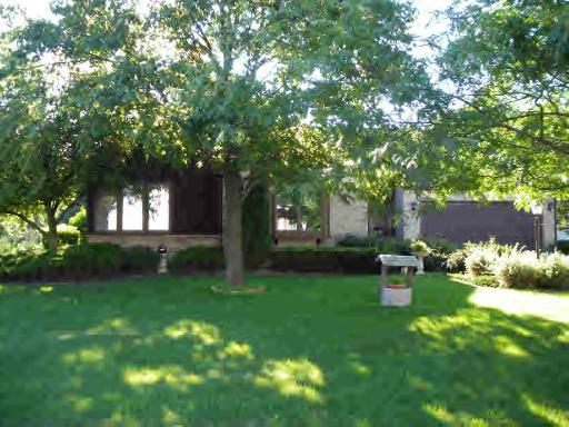 8 Woodside Ave., Kankakee, IL 60901