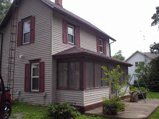 110 Main St., Emington, IL 60934