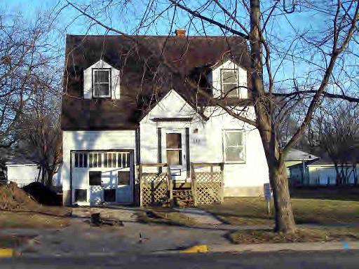 254 S Nelson Ave., Kankakee, IL 60901