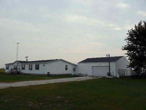 2471 N 1300 E. Rd., Ashkum, IL 60911