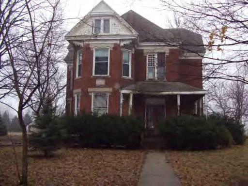 430 E Main St., Wellington, IL 60973