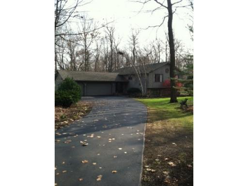 1703 Secluded Woods Dr., Rockford, IL 61107