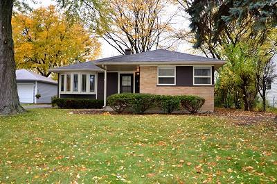 2403 School Dr., Rolling Meadows, IL 60008