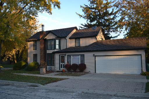 519 Warner Ave., Lemont, IL 60439