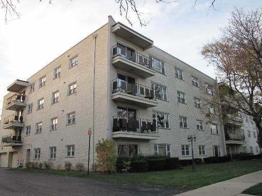 8210 N Elmwood St. #111, Skokie, IL 60077
