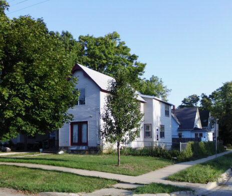 927 State St., Dekalb, IL 60115