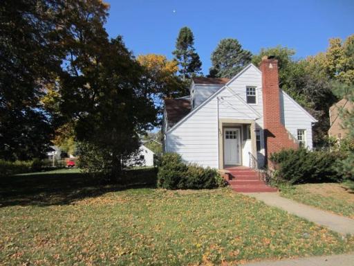 537 Saint Louis Ave., Rockford, IL 61104