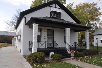 313 Cleveland Ave., Aurora, IL 60506