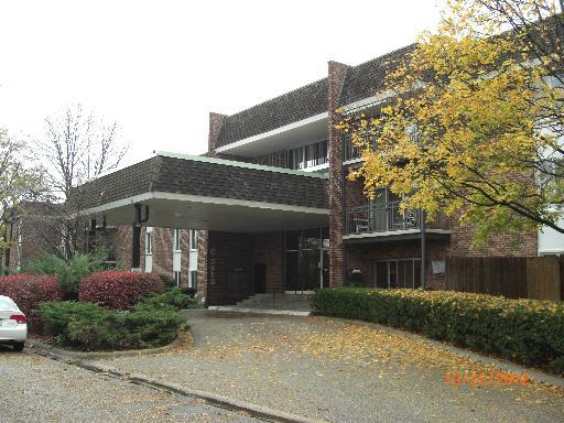 3913 Saratoga Ave. #G-302, Downers Grove, IL 60515