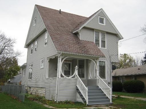 224 S Maple St., Sycamore, IL 60178