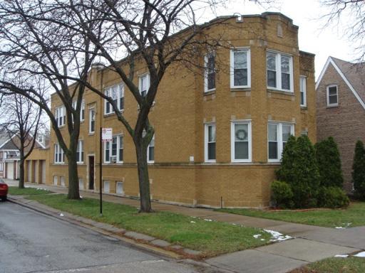 5802 W Barry Ave., Chicago, IL 60634