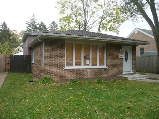 9427 S Homan Ave., Evergreen Park, IL 60805