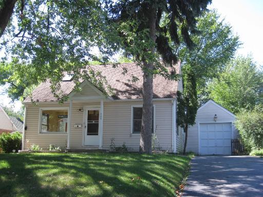 404 S Hart St., Palatine, IL 60067