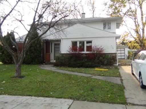 312 Renee Ter., Wheeling, IL 60090