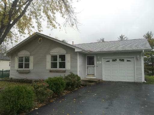 604 Birchwood Dr., North Aurora, IL 60542