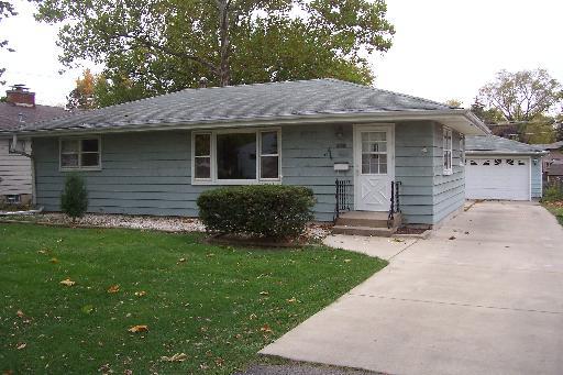 1161 Lebanon St., Aurora, IL 60505