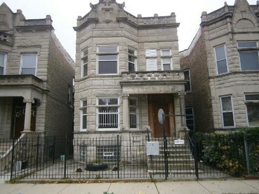 3839 W Gladys St., Chicago, IL 60624