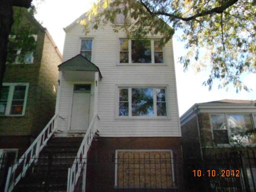 4425 W Walton St., Chicago, IL 60651