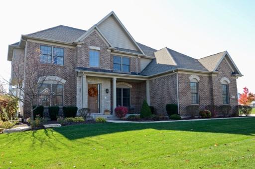 1631 Stone Ridge Ln., Algonquin, IL 60102