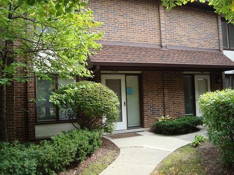 1069 Deerfield Pl., Highland Park, IL 60035