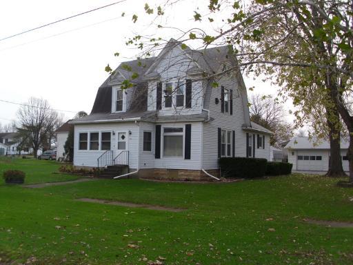 425 W Grant St., Sheridan, IL 60551