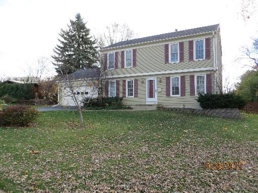 114 Long Ave., North Aurora, IL 60542