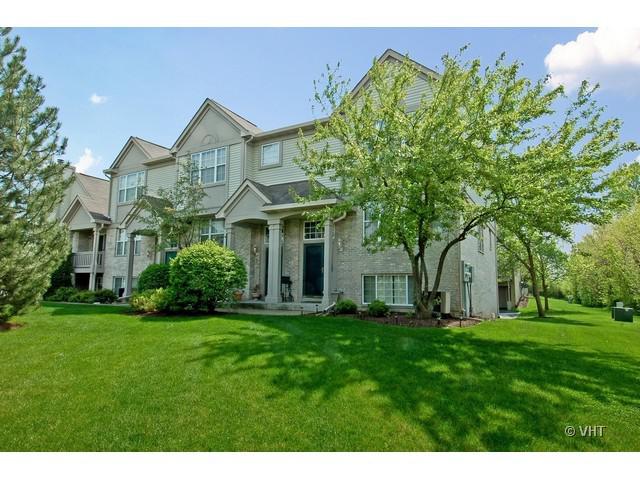 2751 Woodmere Dr., Darien, IL 60561