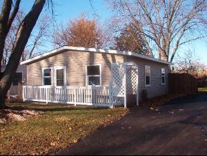 335 Dodge Ave., Dekalb, IL 60115