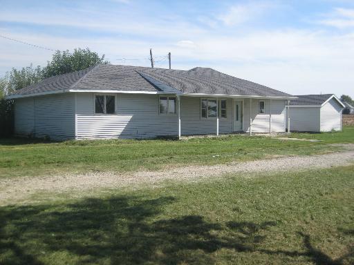 2450 N Us Highway 45 Hwy., Ashkum, IL 60911