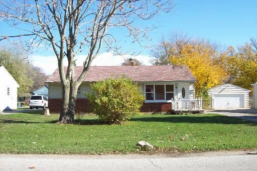613 Westgate Dr., Aurora, IL 60506