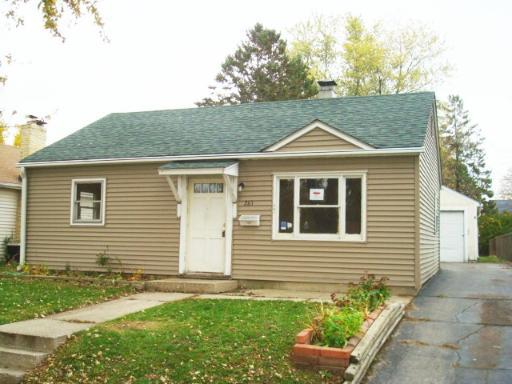 261 Vermont Ave., Aurora, IL 60505