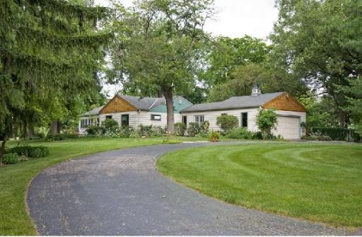 3904 Cuba Rd., Long Grove, IL 60047