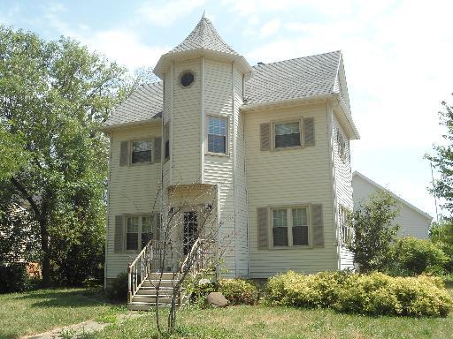 230 S Viking Vie St., Lee, IL 60530