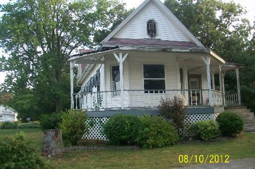 407 Main St., Kempton, IL 60946