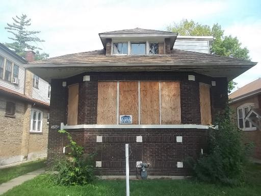 10239 S Morgan St., Chicago, IL 60643