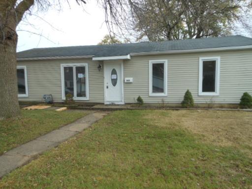 605 Iola Ave., Romeoville, IL 60446