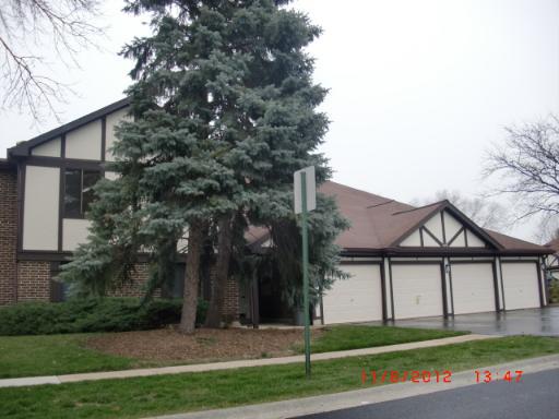 878 E Carriage Ln. #6, Palatine, IL 60074