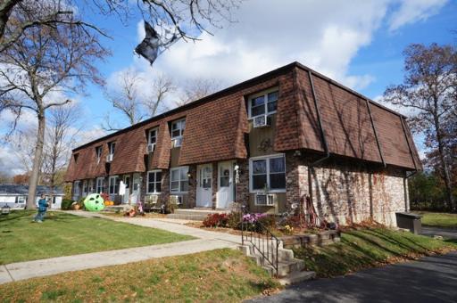33609 N Evergreen Dr., Grayslake, IL 60030