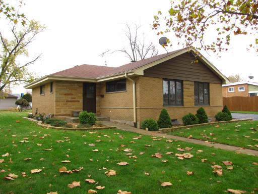 2245 Boeger Ave., Westchester, IL 60154