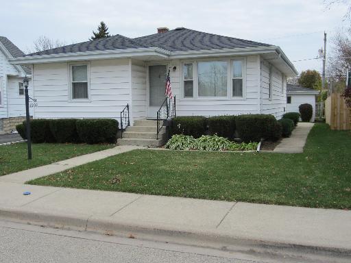 1220 Nicholson St., Joliet, IL 60435