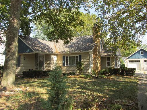 9616 Main St., Hebron, IL 60034