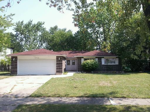 513 Redwood Ln., Schaumburg, IL 60193